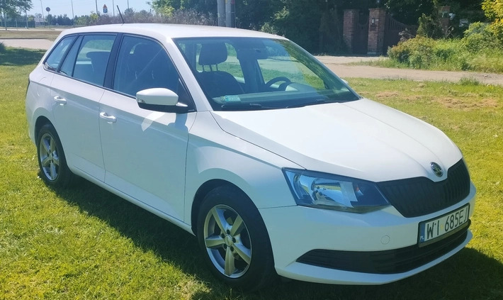 Skoda Fabia cena 24900 przebieg: 206000, rok produkcji 2015 z Warszawa małe 67